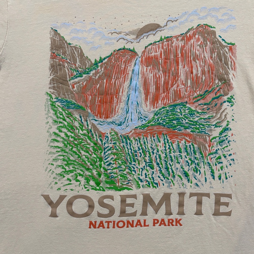 Columbia Cream Yosemite Graphic Tee - Picture 2 of 5